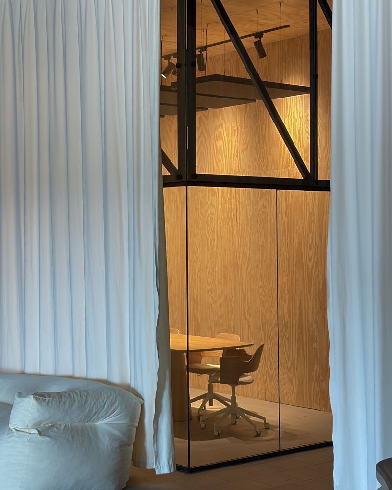 Curtains for full privacy