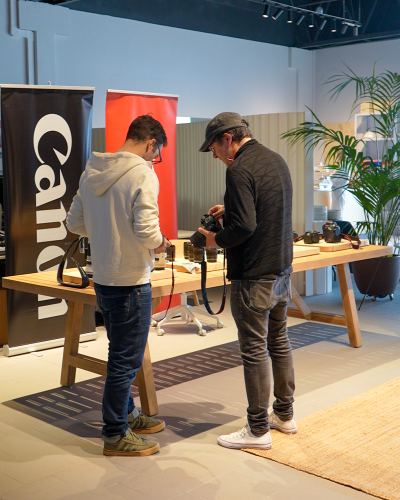 Product showcase zone